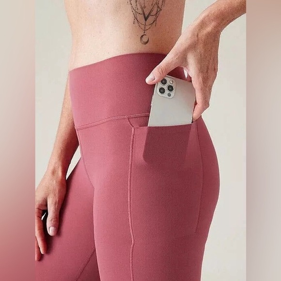 Athleta Transcend Stash Straight Leg Pant, Berry Rose, Size S - Picture 4 of 12